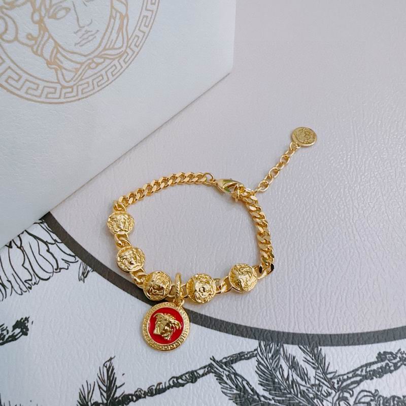 Versace bracelet lyx341 (3)