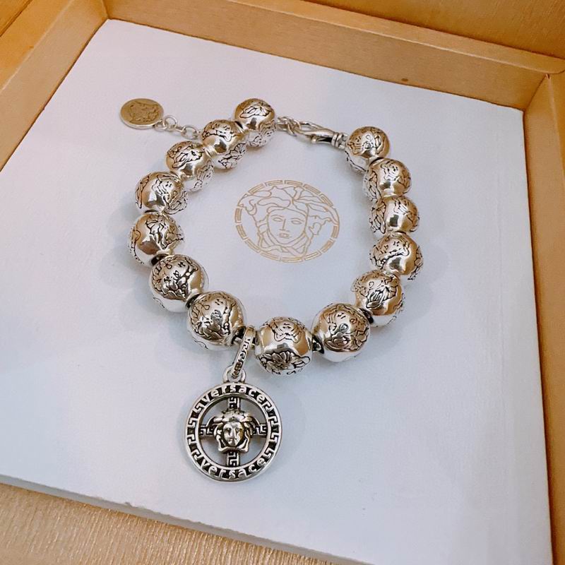 Versace bracelet lyx344 (4)