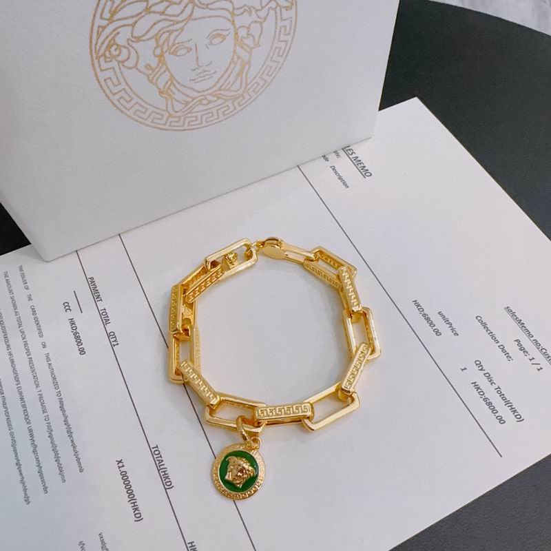 Versace bracelet lyx355 (4)