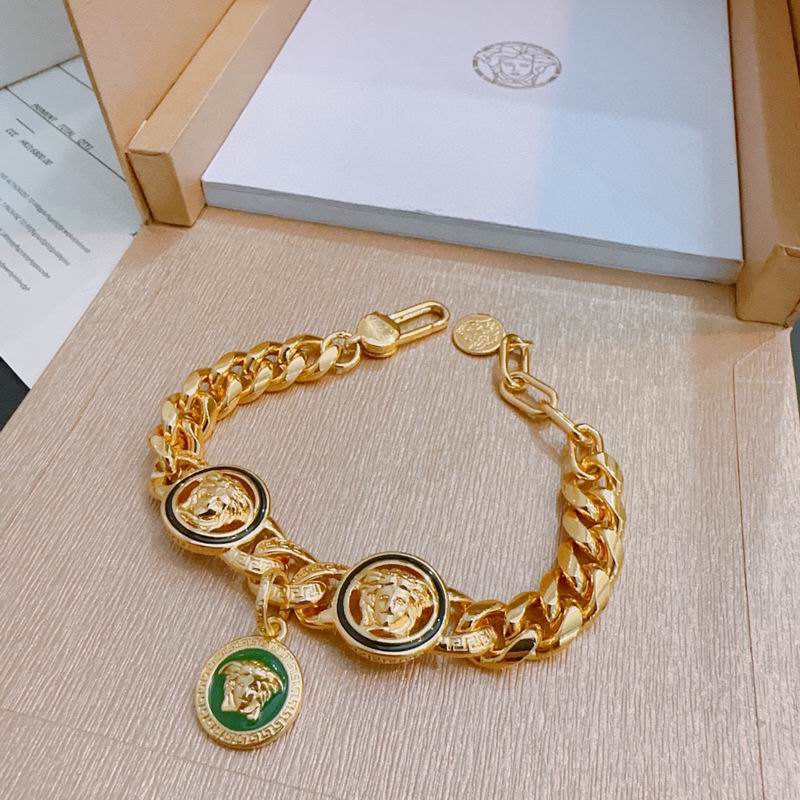 Versace bracelet lyx356 (1)