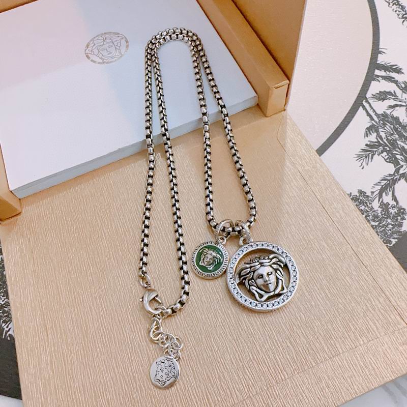 Versace necklace lyx194 (2)