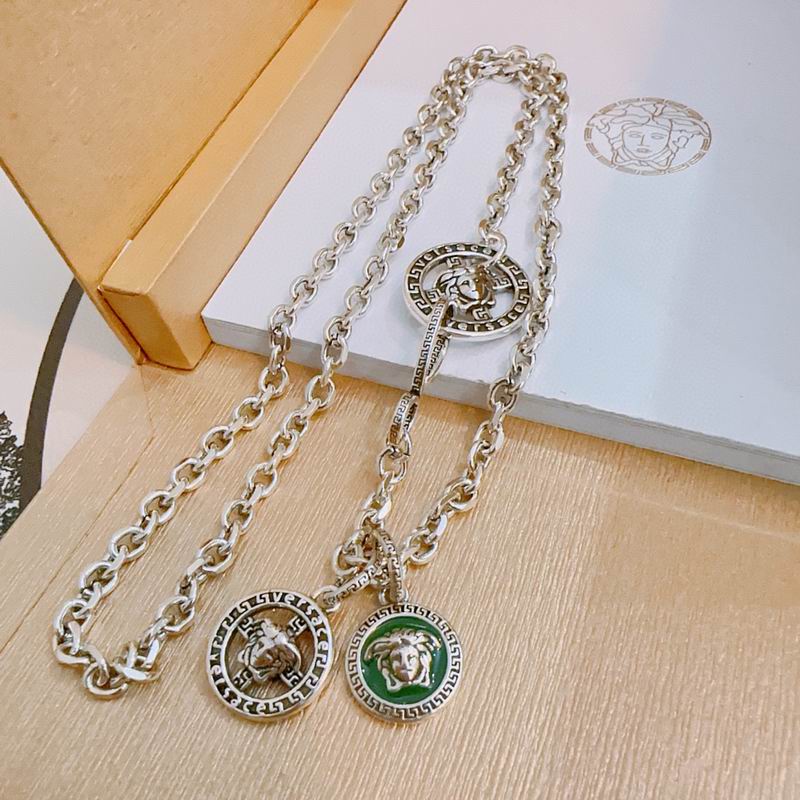 Versace necklace lyx197 (5)