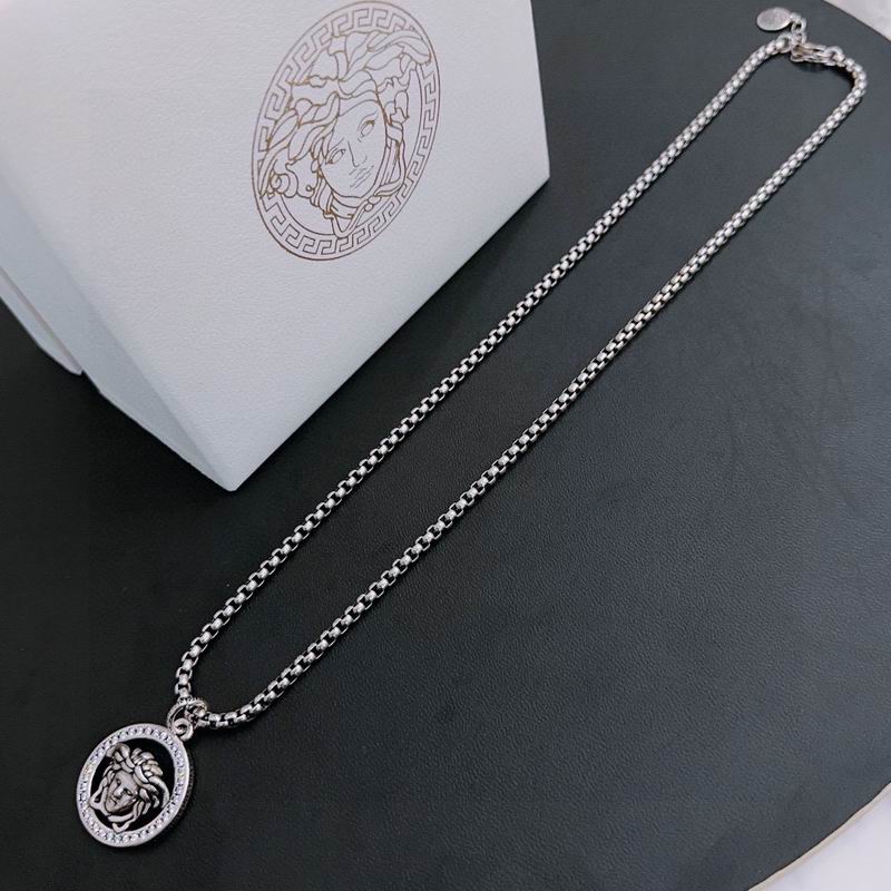 Versace necklace lyx198 (1)