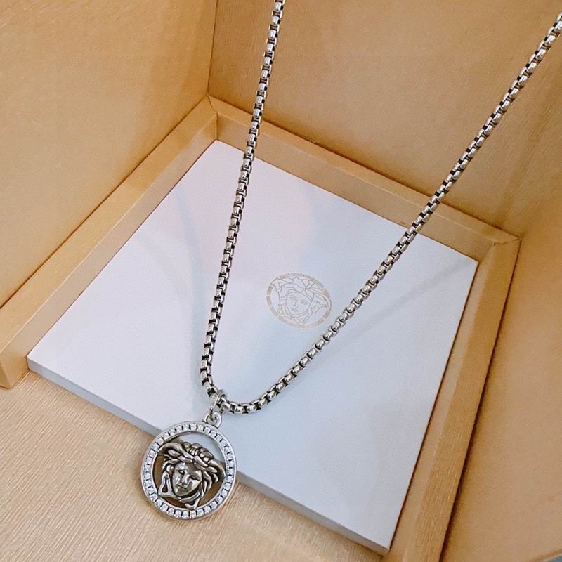 Versace necklace lyx198 (3)