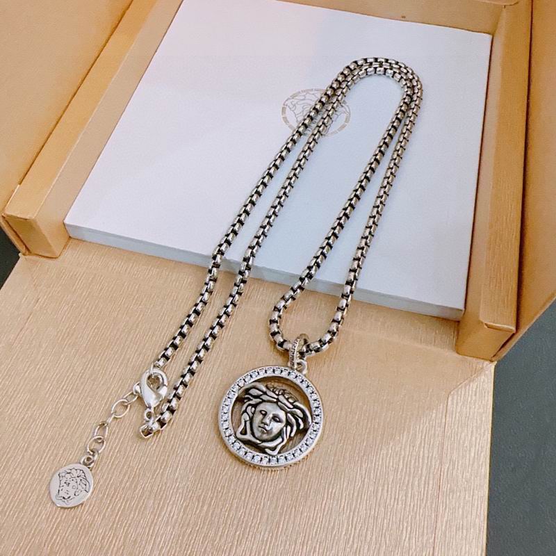 Versace necklace lyx198 (4)