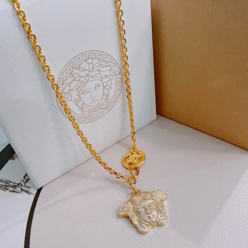 Versace necklace lyx200 (2)