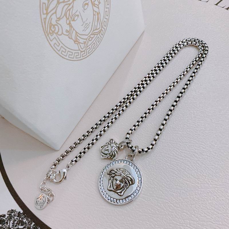 Versace necklace lyx210 (1)