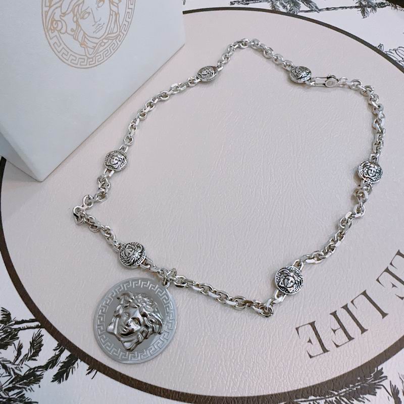Versace necklace lyx220 (1)