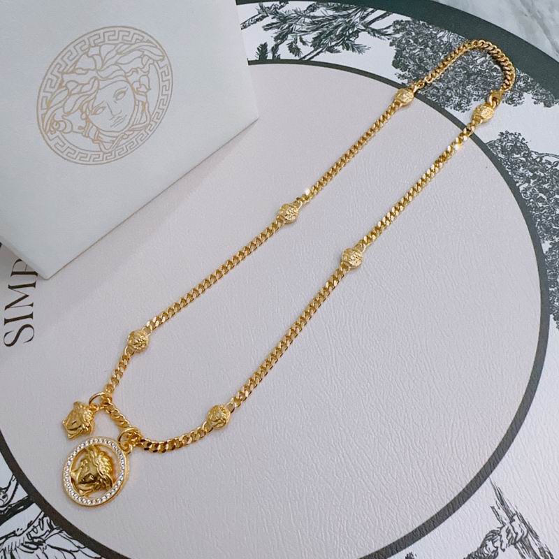Versace necklace lyx227 (1)