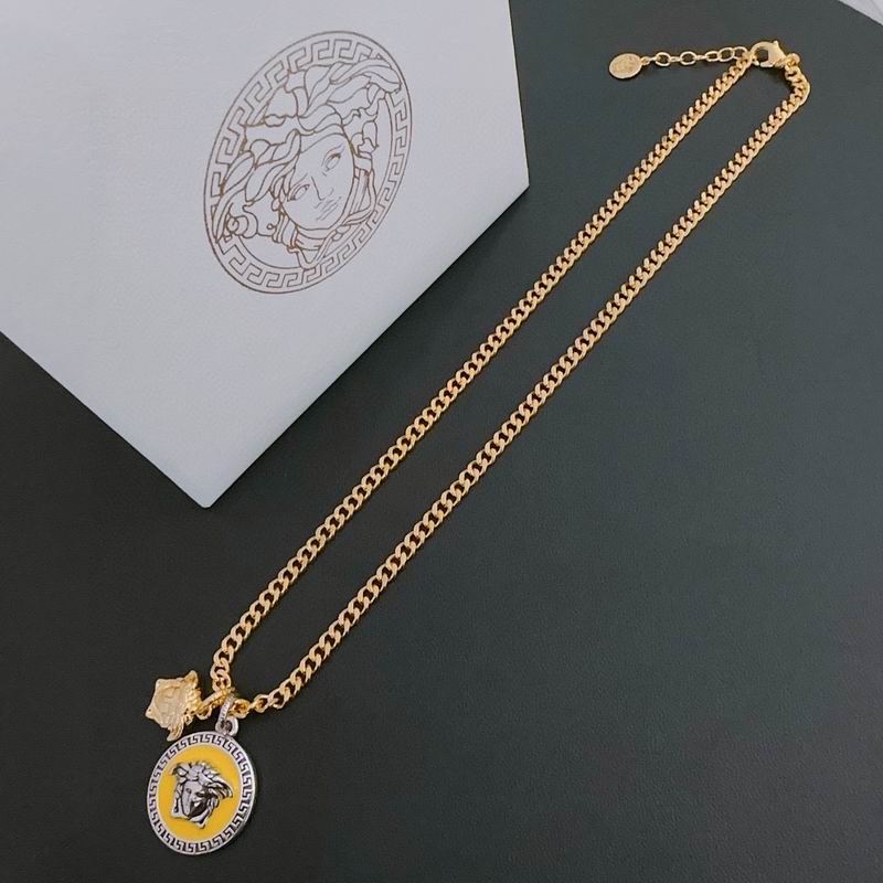 Versace necklace lyx236 (2)