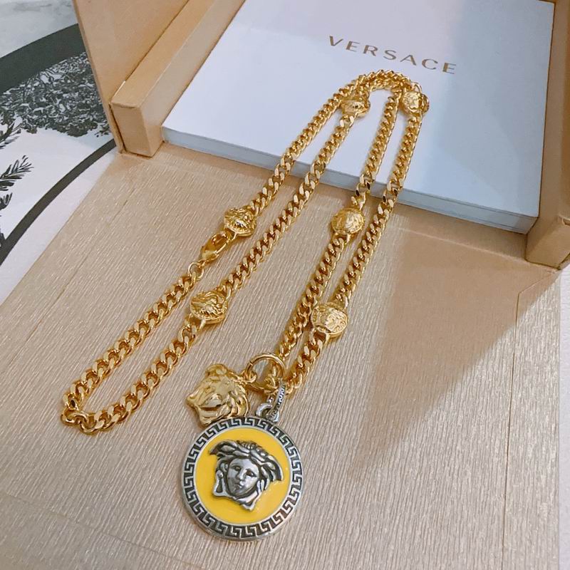 Versace necklace lyx254 (1)