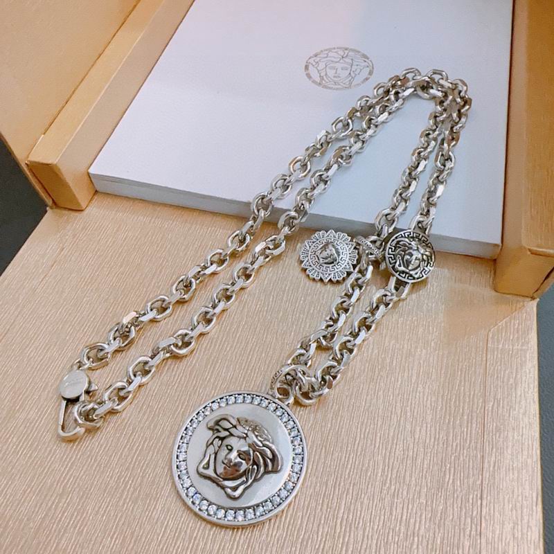 Versace necklace lyx259 (1)