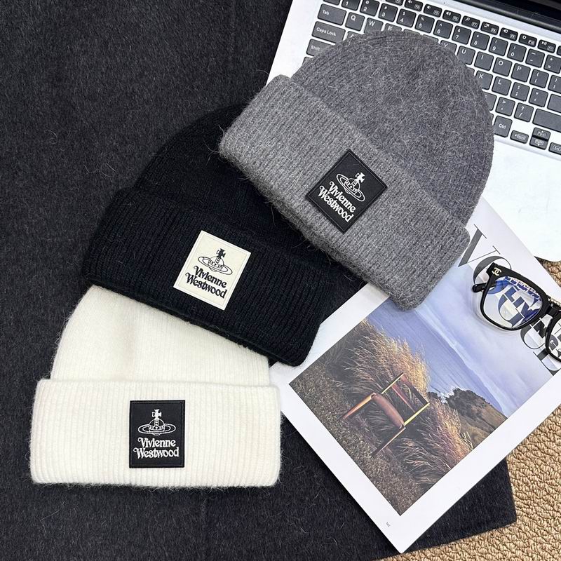 Vivienne Westwood hat (1485)