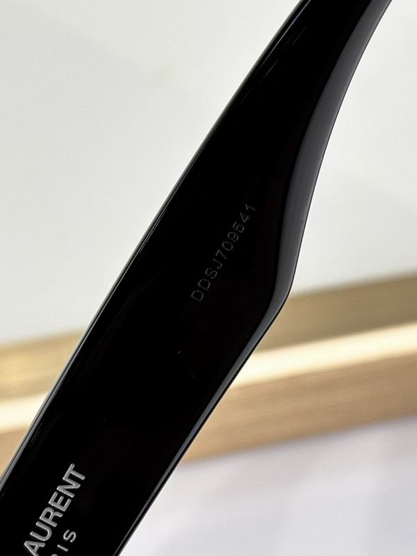 YSL Glasses smr (239)