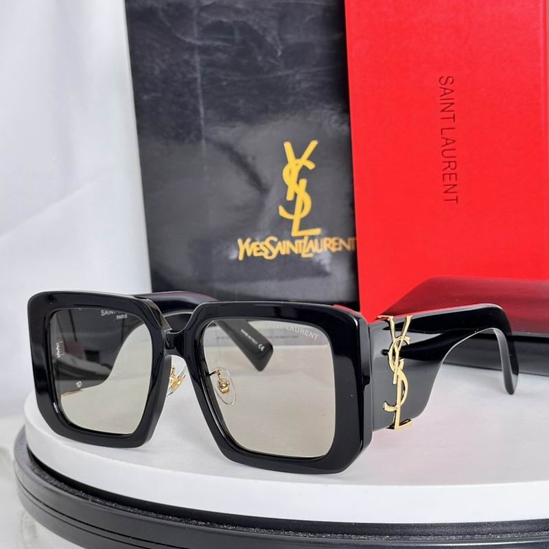 YSL Glasses smr (480)