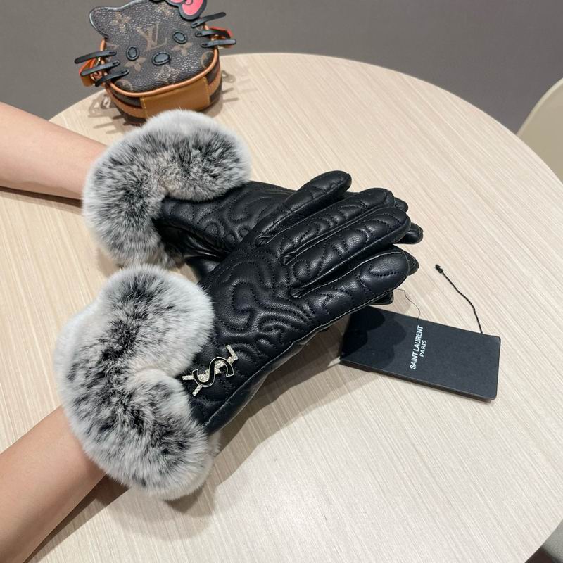 YSL Gloves 122 (1)