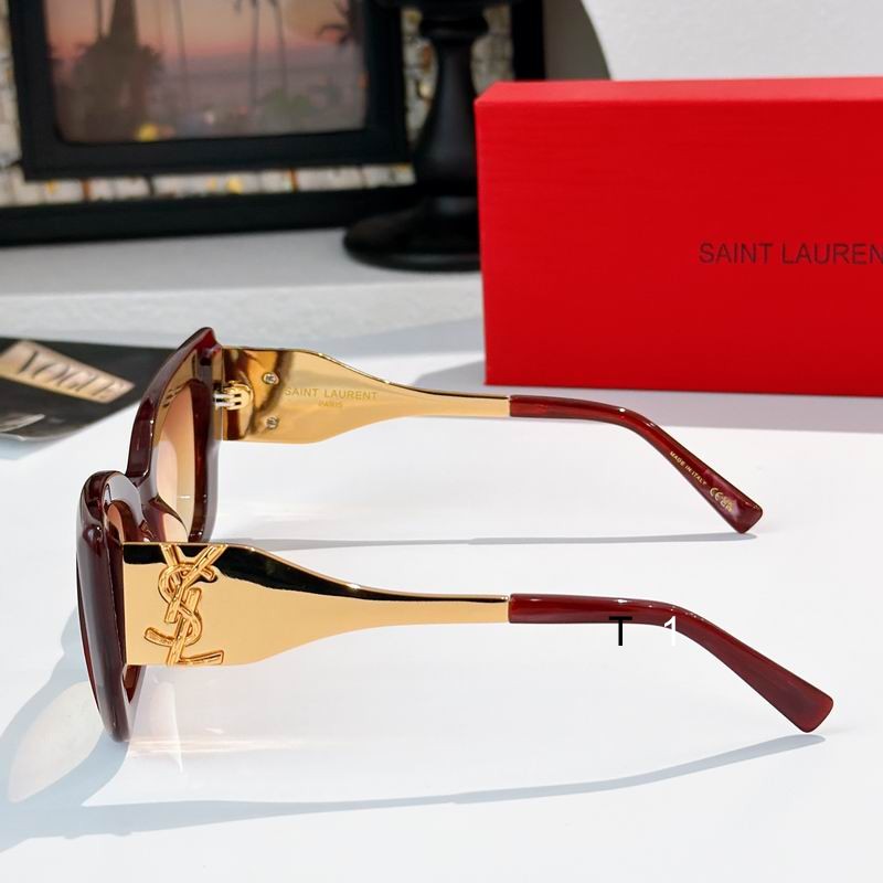 YSL M1725L 51 23-145 A07