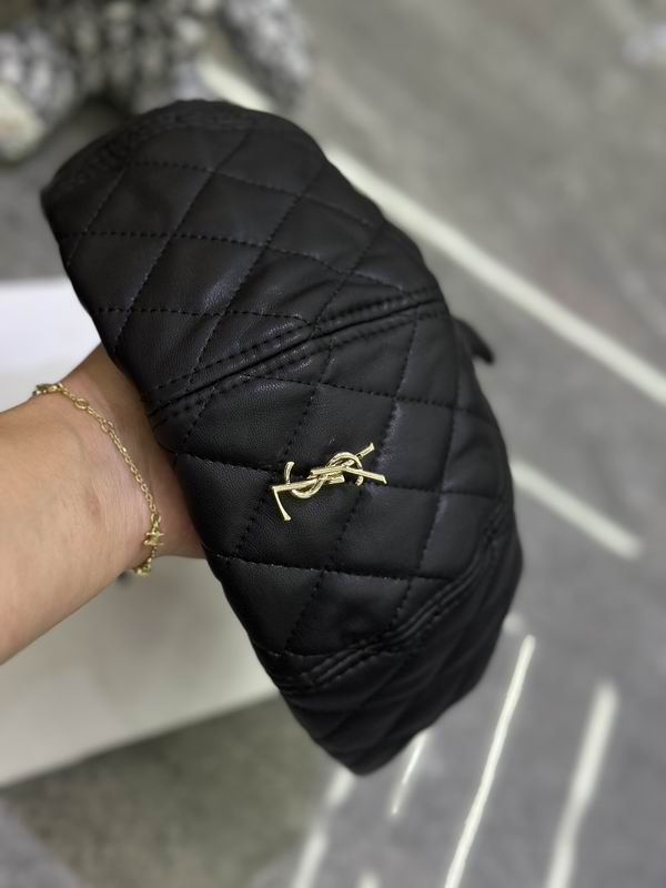 YSL beret dx (249)