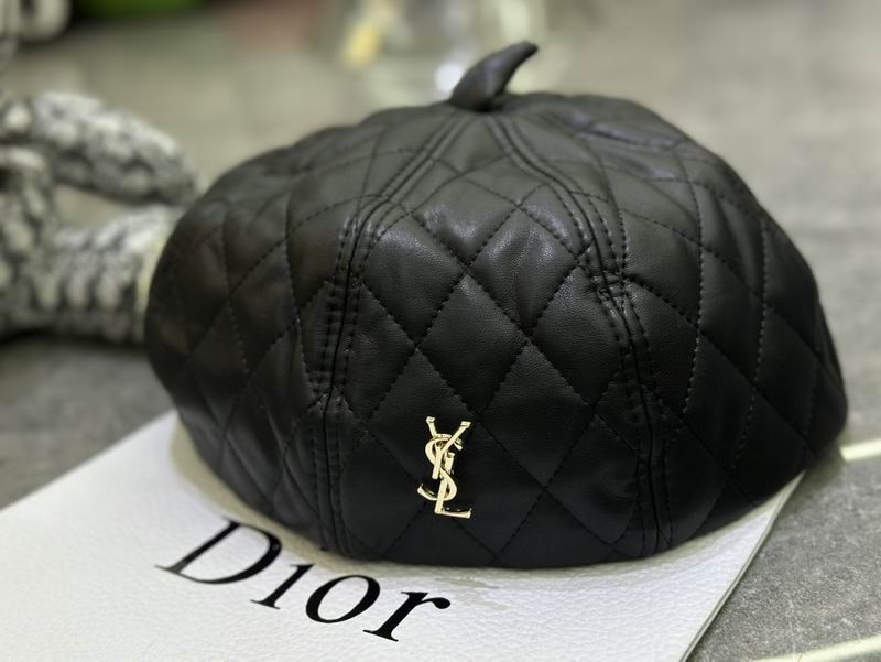 YSL beret dx (250)
