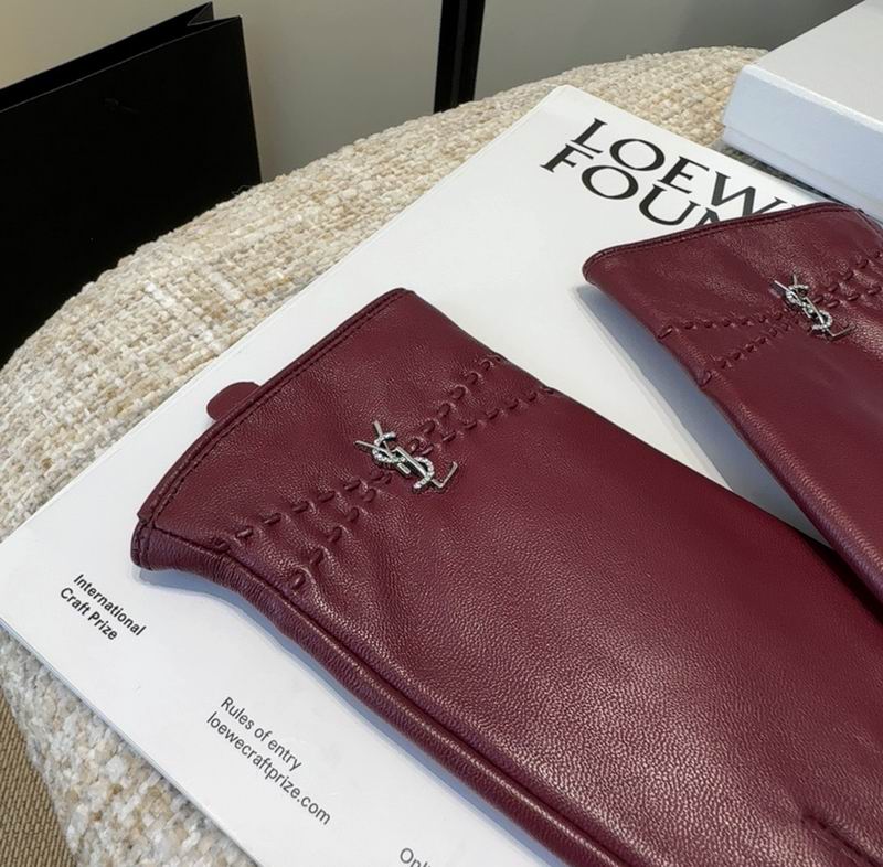 YSL gloves M L 31 (15)