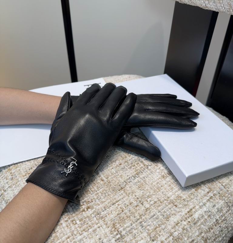 YSL gloves M L 31 (9)