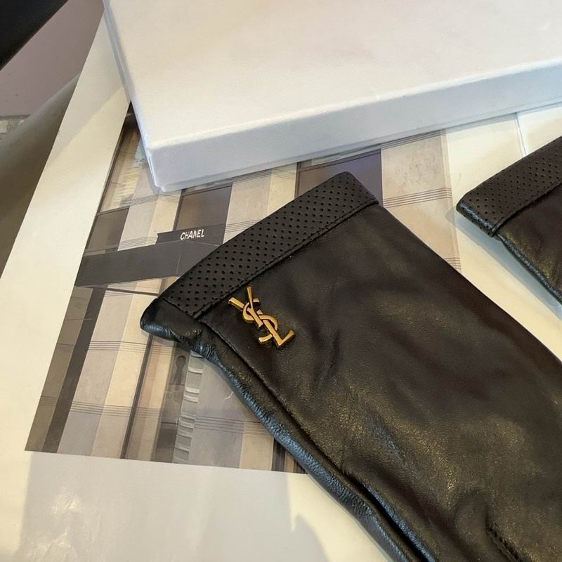YSL gloves M L 39 (3)