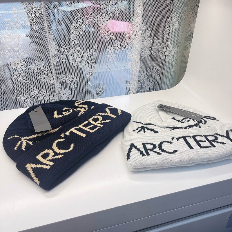 Arcteryx hat (2430)