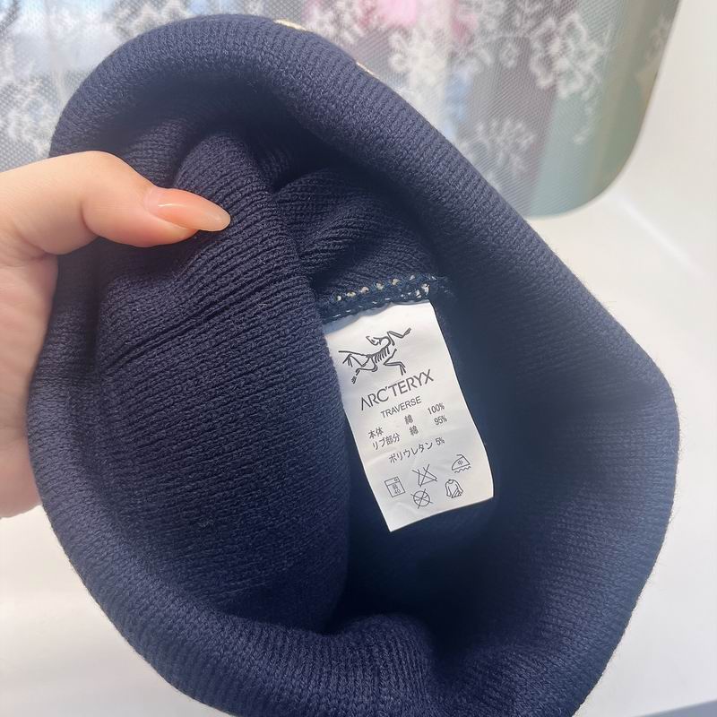 Arcteryx hat (2432)