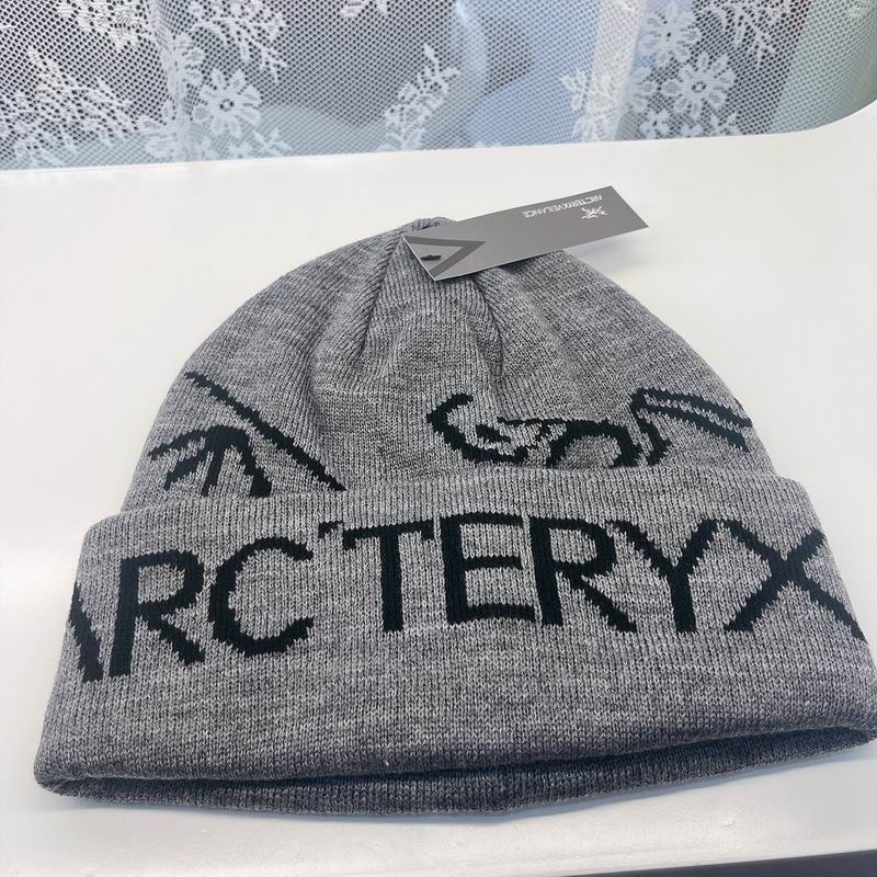 Arcteryx hat (2437)