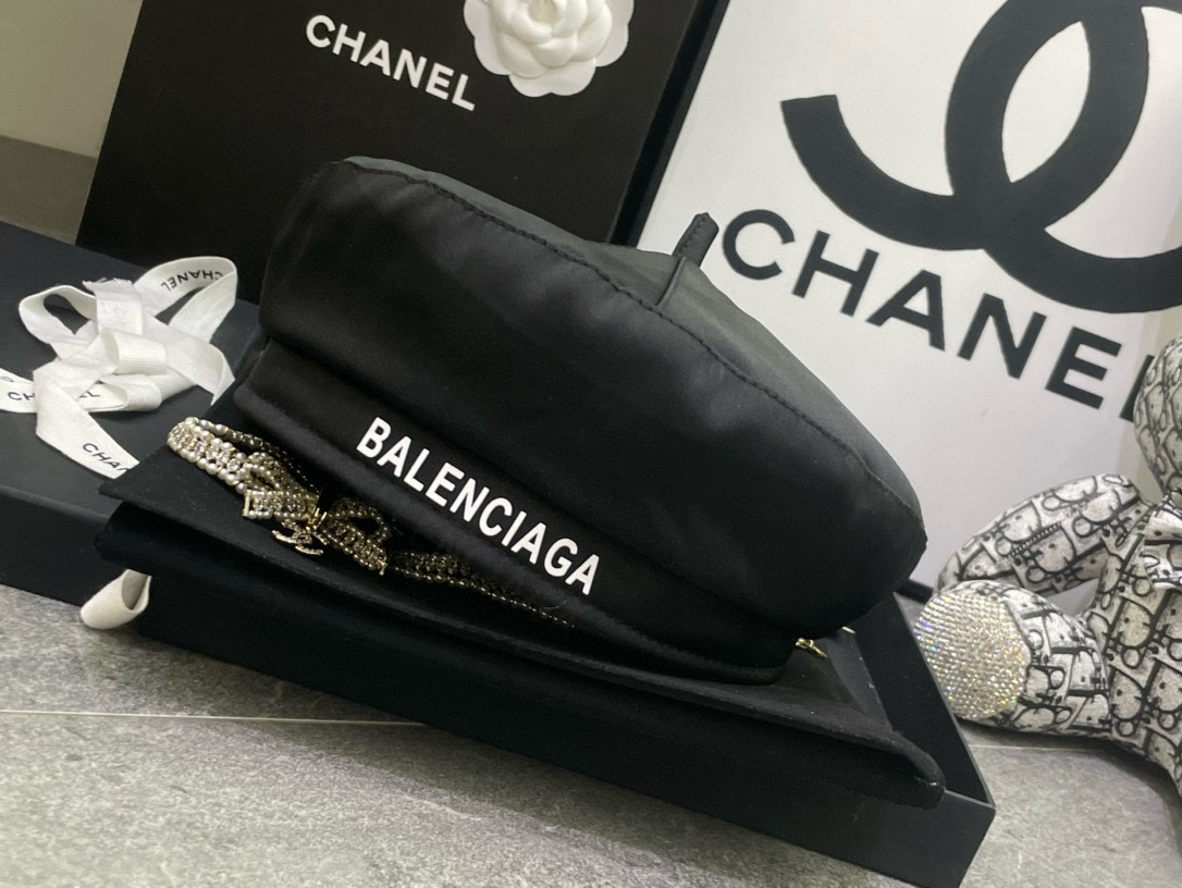 Balenciaga beret dx (175)
