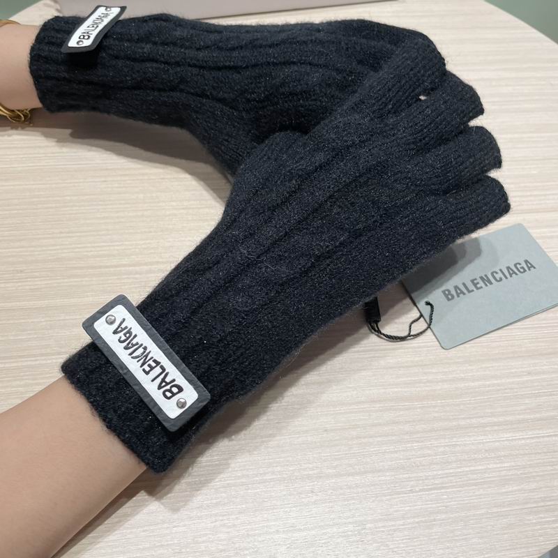 Balenciaga gloves 44 (23)