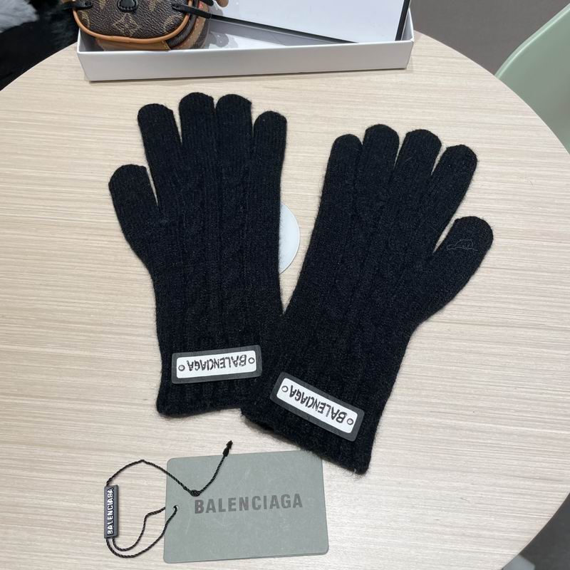 Balenciaga gloves 44 (25)