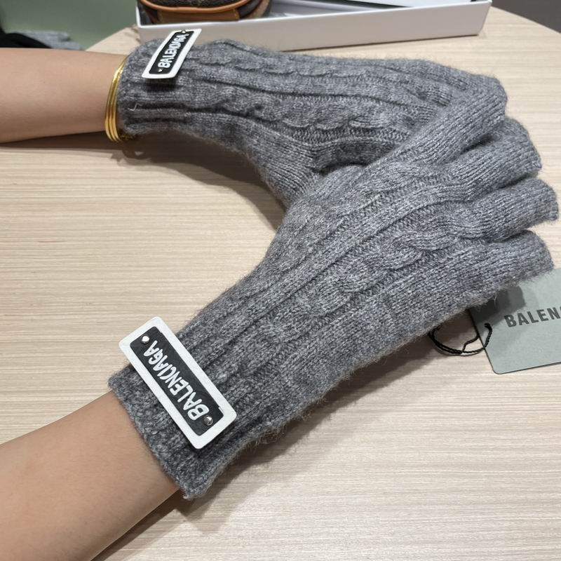 Balenciaga gloves 44 (3)