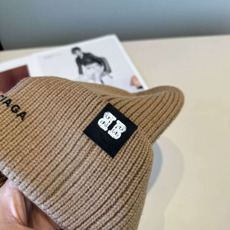 Balenciaga hat (2697)