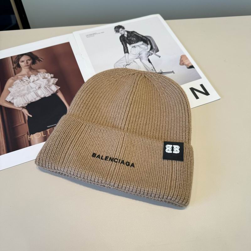 Balenciaga hat (2700)