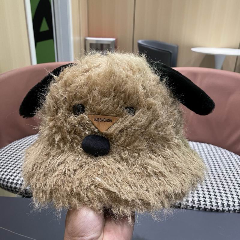 Balenciaga hat (605)