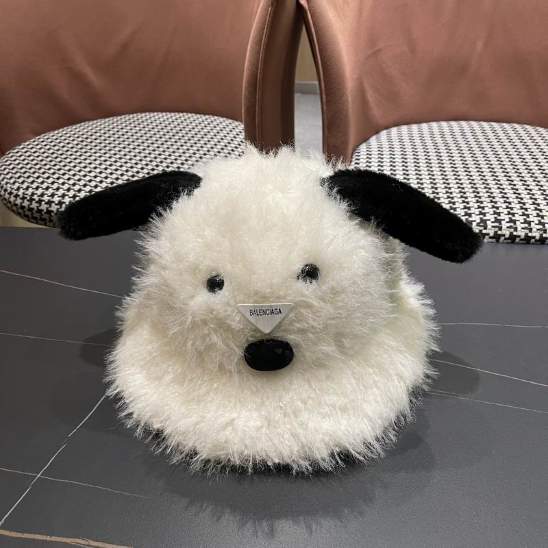 Balenciaga hat (623)