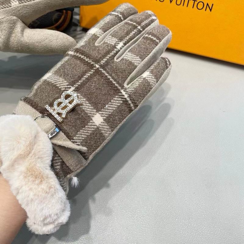 Burberry Gloves 163 (2)
