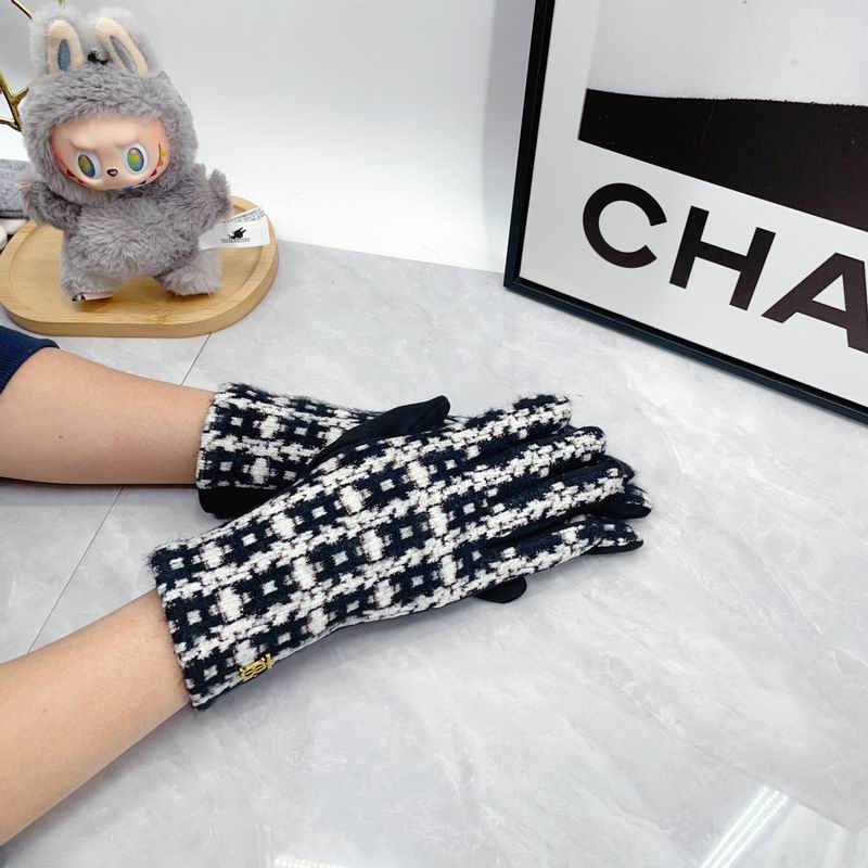 Burberry Gloves dx (290)