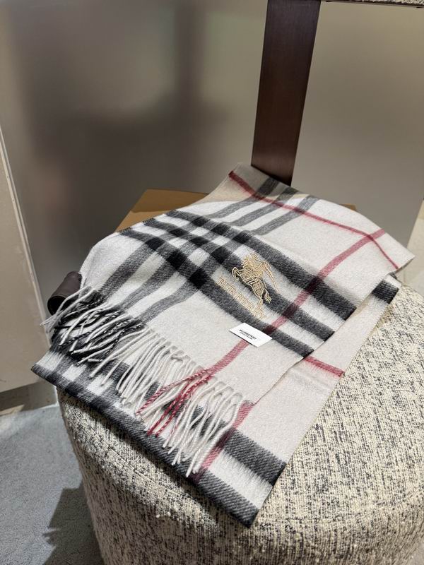 Burberry Scarf 190X36cm  E38 (14)