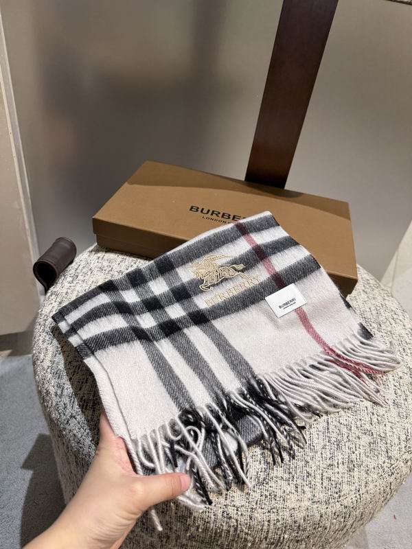 Burberry Scarf 190X36cm  E38 (15)
