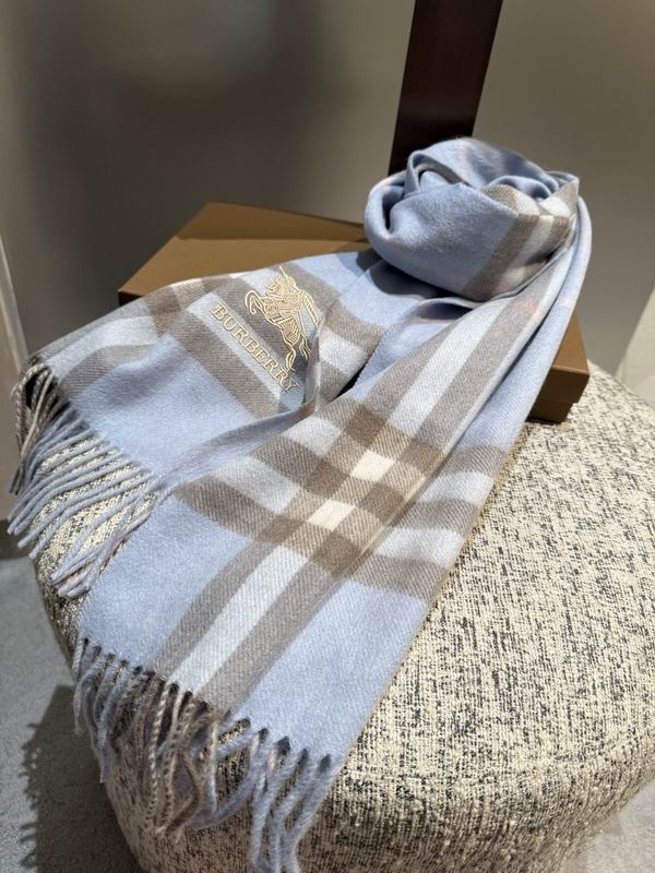 Burberry Scarf 190X36cm  E38 (18)