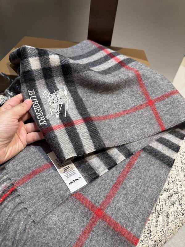 Burberry Scarf 190X36cm  E38 (45)