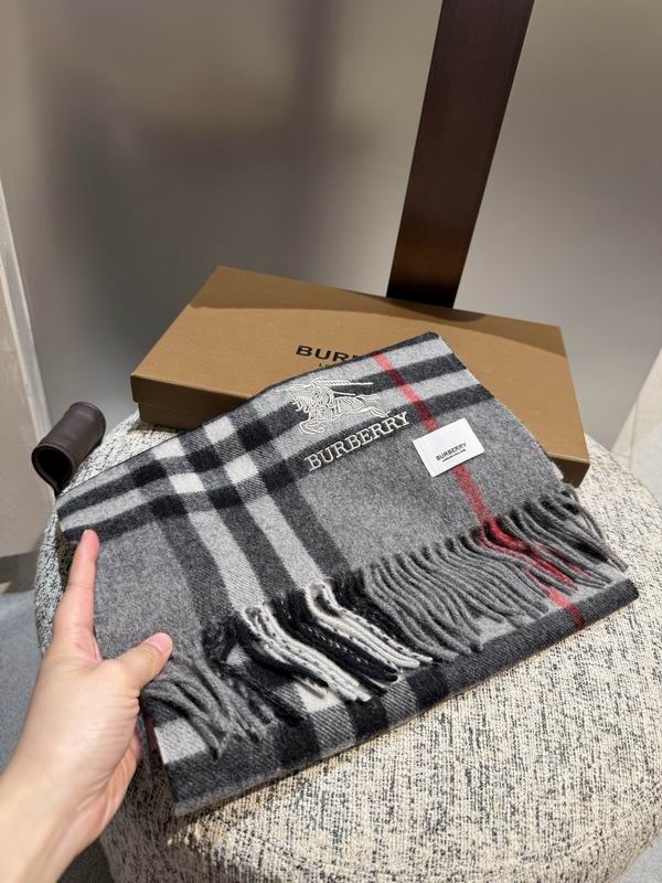 Burberry Scarf 190X36cm  E38 (47)