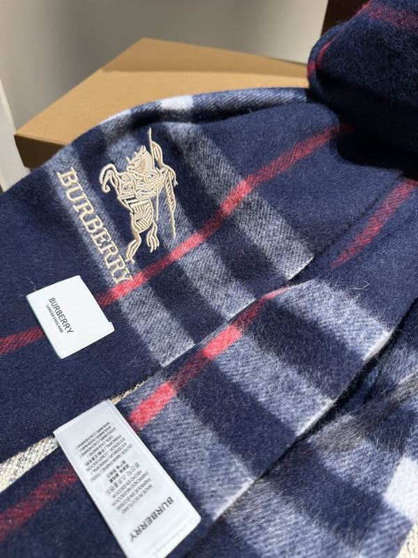 Burberry Scarf 190X36cm  E38 (51)