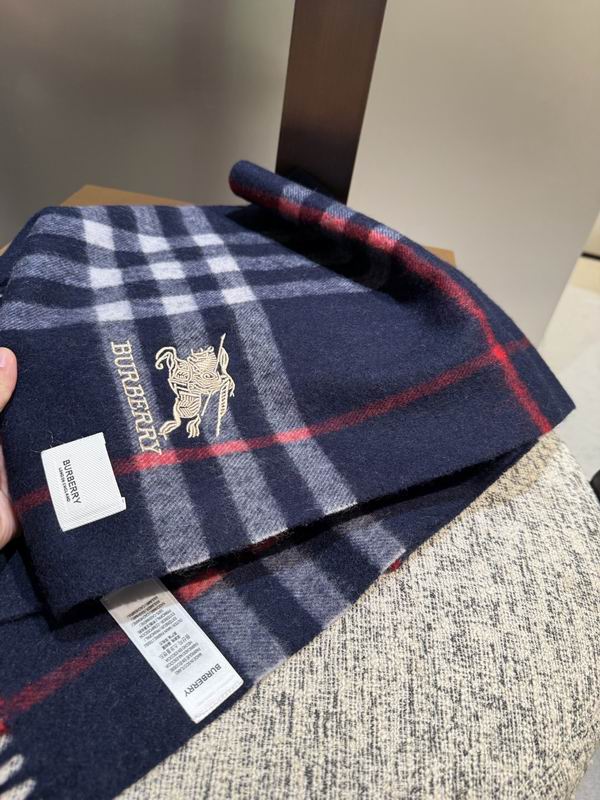 Burberry Scarf 190X36cm  E38 (53)
