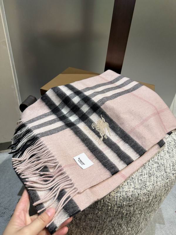 Burberry Scarf 190X36cm  E38 (62)