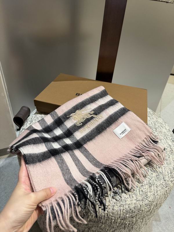 Burberry Scarf 190X36cm  E38 (63)
