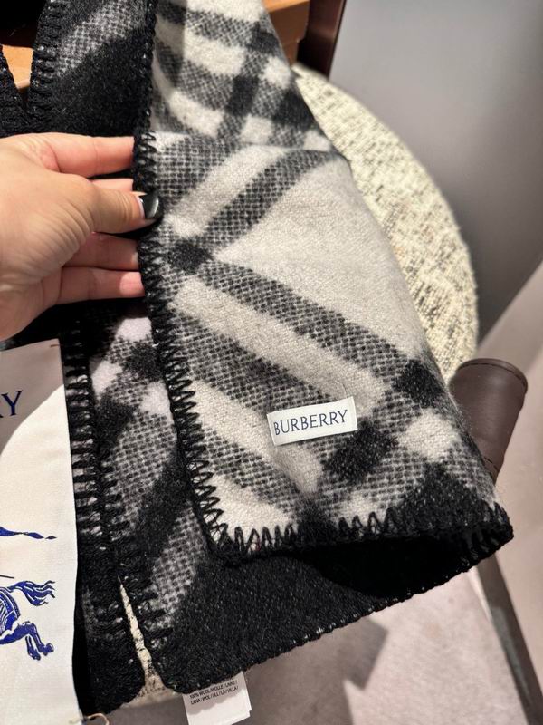 Burberry Scarf 30X180cm  E50 (23)