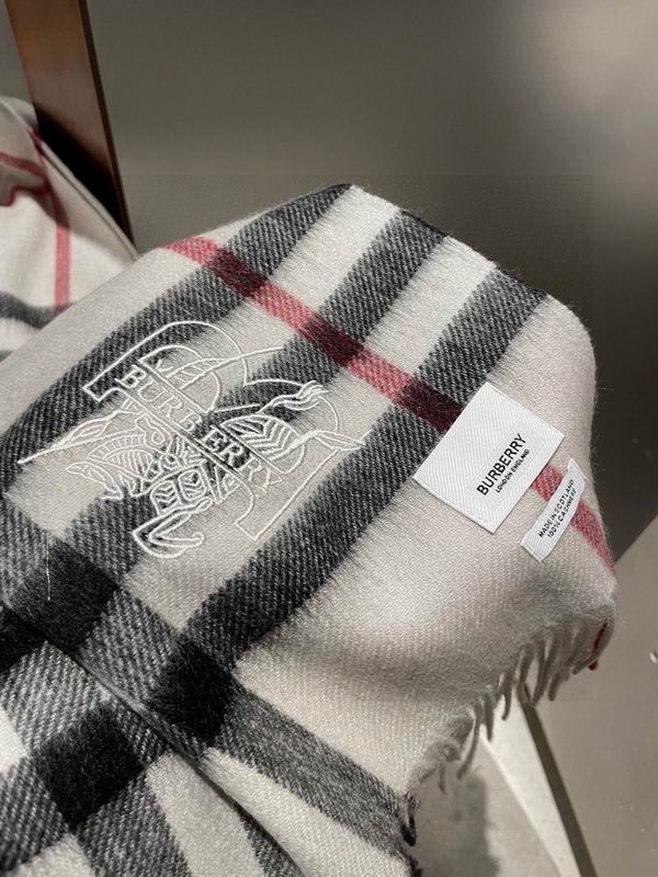 Burberry Scarf 30X180cm  E69 (32)